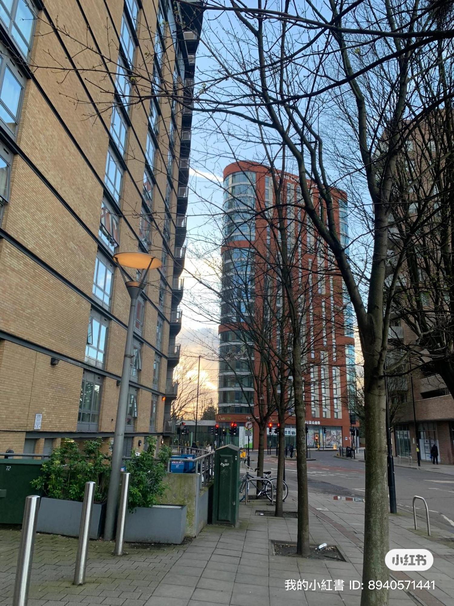 North Acton Flat Apartment ลอนดอน ภายนอก รูปภาพ