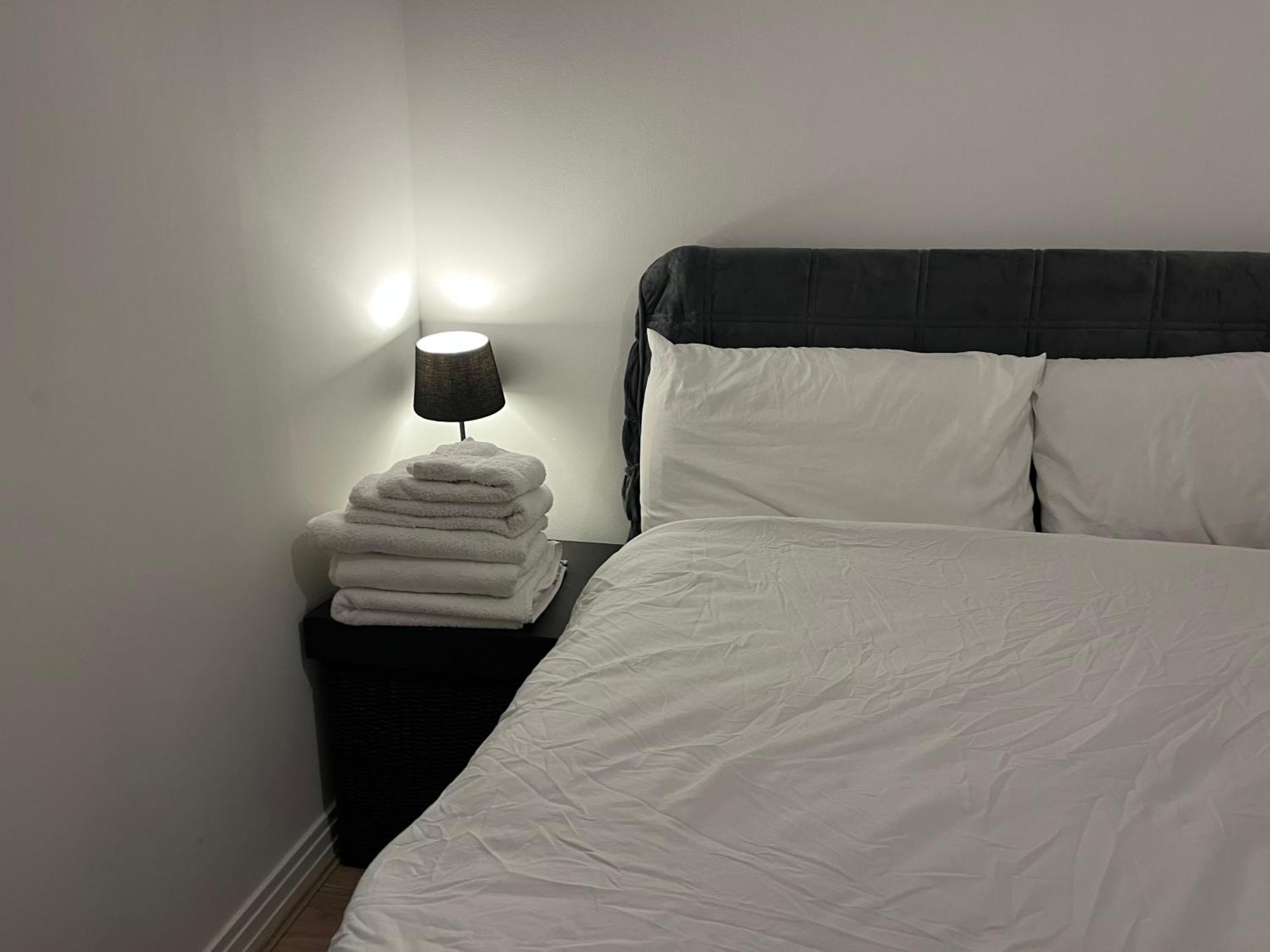 North Acton Flat Apartment ลอนดอน ภายนอก รูปภาพ