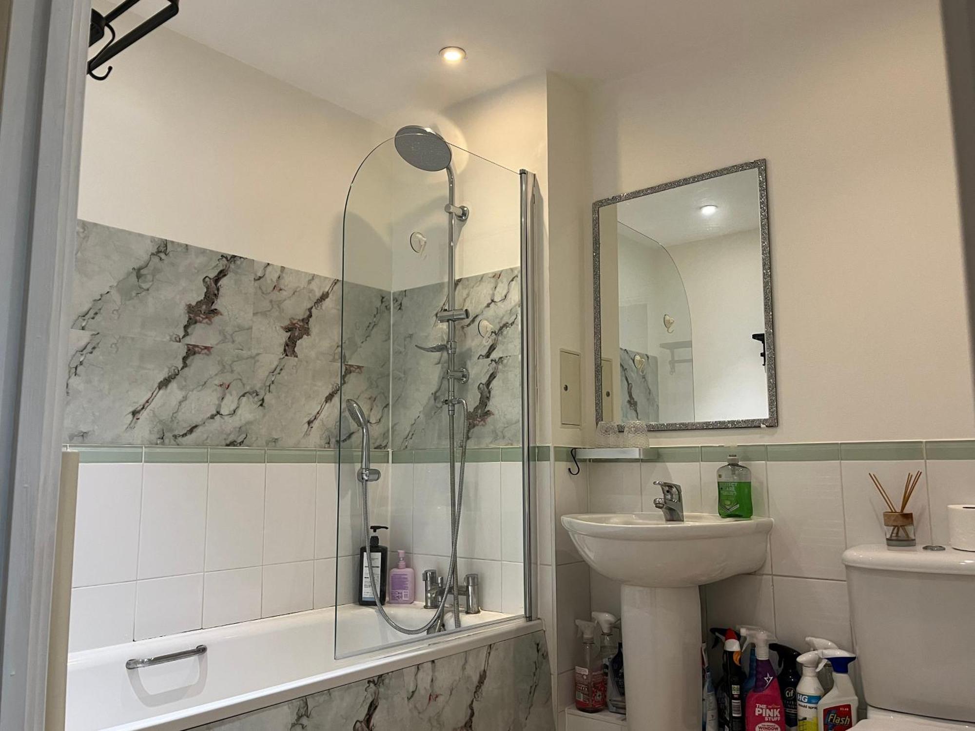 North Acton Flat Apartment ลอนดอน ภายนอก รูปภาพ